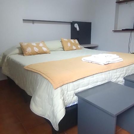 Hospedaje Vacacional Parque Lineal San Salvador de Jujuy Ngoại thất bức ảnh